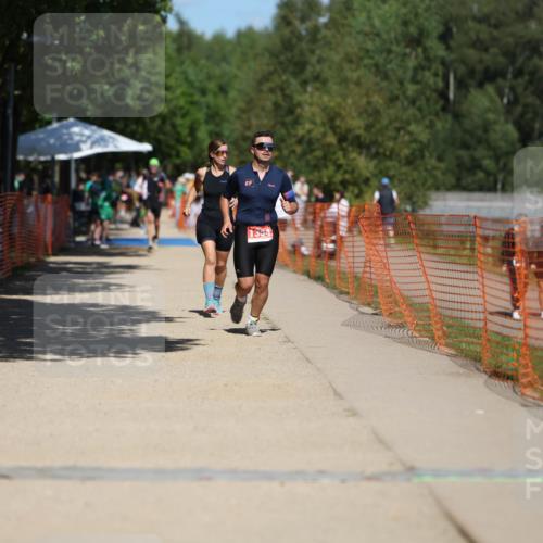 07.09.2025 - 19. Norderstedt Triathlon Michael Strokosch http://msf.ph/oto/8813325 07.09.2025 13:31:19 Laufen 298, 1259, 1354 meine-sportfotos.de