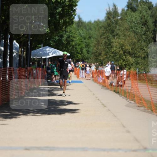 07.09.2025 - 19. Norderstedt Triathlon Michael Strokosch http://msf.ph/oto/8813368 07.09.2025 13:31:27 Laufen 209, 1259, 1354 meine-sportfotos.de