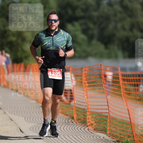 07.09.2025 - 19. Norderstedt Triathlon Michael Strokosch http://msf.ph/oto/8813370 07.09.2025 11:42:40 Laufen 1152, 1395 meine-sportfotos.de