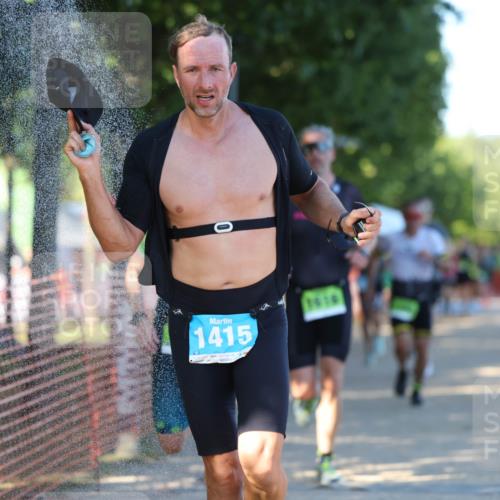 07.09.2025 - 19. Norderstedt Triathlon Michael Strokosch http://msf.ph/oto/8813373 07.09.2025 16:23:47 Laufen 492, 527, 930, 937, 1080, 1091, 1415, 1429, 1453, 1589, 1616, 1626 meine-sportfotos.de