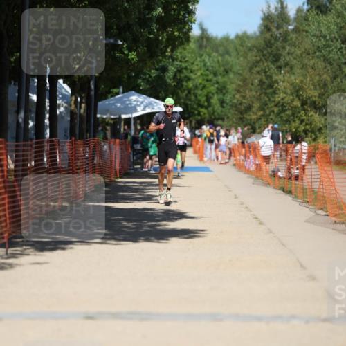 07.09.2025 - 19. Norderstedt Triathlon Michael Strokosch http://msf.ph/oto/8813374 07.09.2025 13:31:27 Laufen 209, 1259, 1354 meine-sportfotos.de
