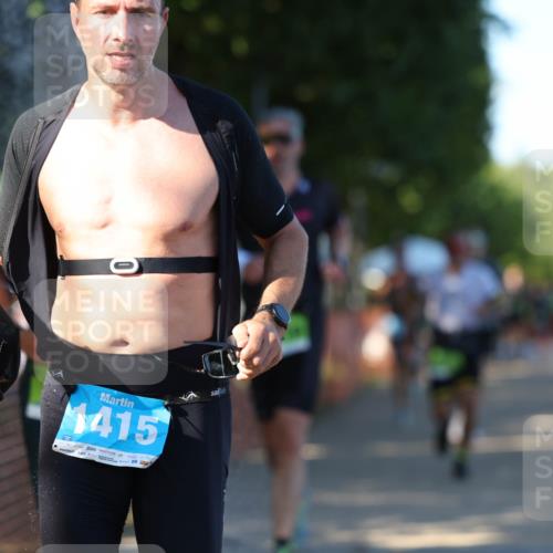 07.09.2025 - 19. Norderstedt Triathlon Michael Strokosch http://msf.ph/oto/8813383 07.09.2025 16:23:47 Laufen 492, 527, 930, 937, 1080, 1091, 1415, 1429, 1453, 1589, 1616, 1626 meine-sportfotos.de