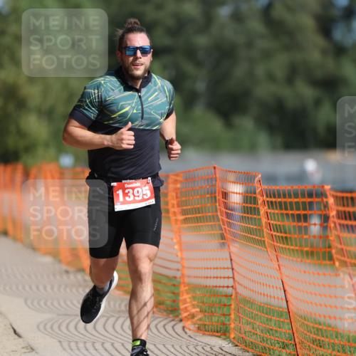 07.09.2025 - 19. Norderstedt Triathlon Michael Strokosch http://msf.ph/oto/8813386 07.09.2025 11:42:41 Laufen 1168, 1395 meine-sportfotos.de