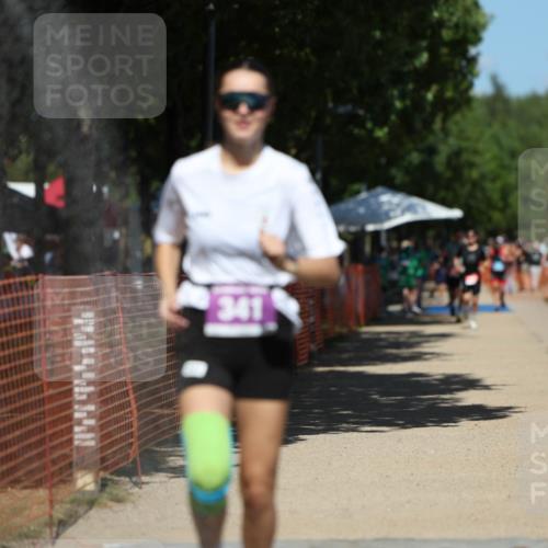 07.09.2025 - 19. Norderstedt Triathlon Michael Strokosch http://msf.ph/oto/8813419 07.09.2025 13:31:43 Laufen 341 meine-sportfotos.de
