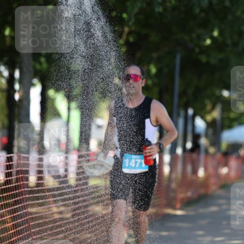 07.09.2025 - 19. Norderstedt Triathlon Michael Strokosch http://msf.ph/oto/8813423 07.09.2025 15:27:27 Laufen 361, 1471, 1496, 1505 meine-sportfotos.de