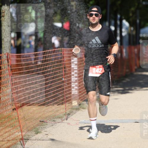 07.09.2025 - 19. Norderstedt Triathlon Michael Strokosch http://msf.ph/oto/8813467 07.09.2025 13:31:55 Laufen 142, 790 meine-sportfotos.de