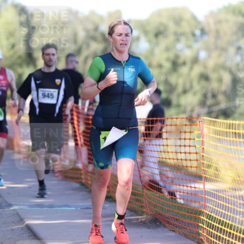 07.09.2025 - 19. Norderstedt Triathlon Michael Strokosch http://msf.ph/oto/8813471 07.09.2025 16:24:06 Laufen 945, 950, 1085, 1551, 1552, 1574, 1580 meine-sportfotos.de