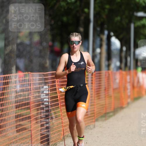 07.09.2025 - 19. Norderstedt Triathlon Michael Strokosch http://msf.ph/oto/8813476 07.09.2025 11:42:47 Laufen 1168 meine-sportfotos.de