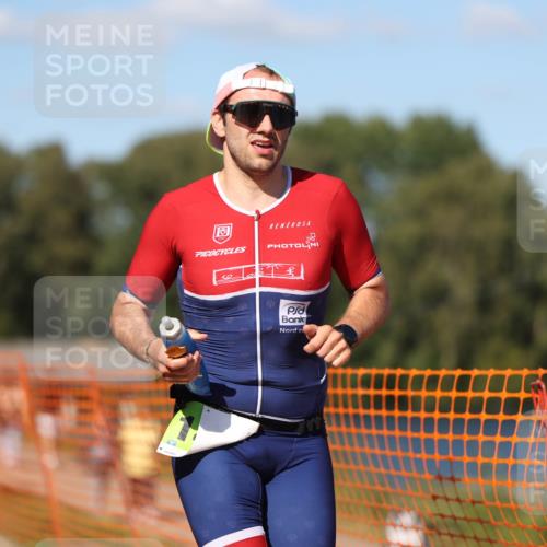 07.09.2025 - 19. Norderstedt Triathlon Michael Strokosch http://msf.ph/oto/8813481 07.09.2025 15:27:30 Laufen 1471, 1496, 1505 meine-sportfotos.de
