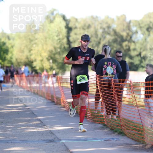 07.09.2025 - 19. Norderstedt Triathlon Michael Strokosch http://msf.ph/oto/8813516 07.09.2025 16:24:15 Laufen 526, 1552 meine-sportfotos.de