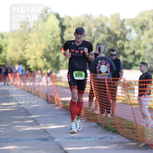 07.09.2025 - 19. Norderstedt Triathlon Michael Strokosch http://msf.ph/oto/8813520 07.09.2025 16:24:15 Laufen 526, 1552 meine-sportfotos.de