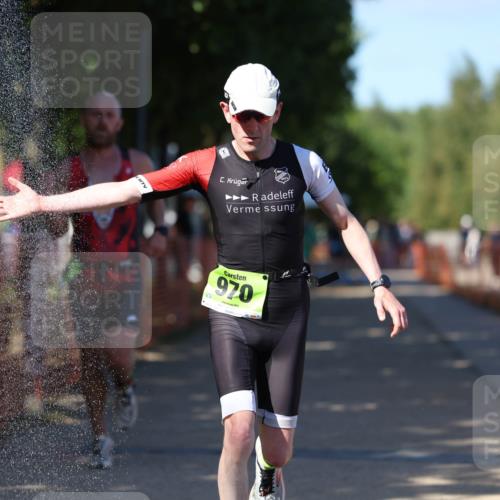 07.09.2025 - 19. Norderstedt Triathlon Michael Strokosch http://msf.ph/oto/8813524 07.09.2025 15:27:56 Laufen 970 meine-sportfotos.de