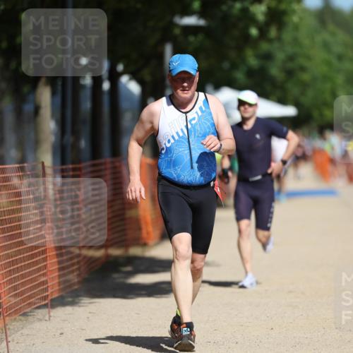 07.09.2025 - 19. Norderstedt Triathlon Michael Strokosch http://msf.ph/oto/8813548 07.09.2025 12:52:21 Laufen 282, 700, 1371 meine-sportfotos.de
