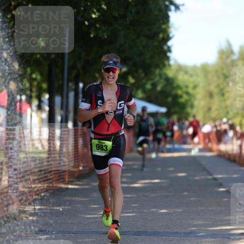07.09.2025 - 19. Norderstedt Triathlon Michael Strokosch http://msf.ph/oto/8813552 07.09.2025 15:28:08 Laufen  meine-sportfotos.de