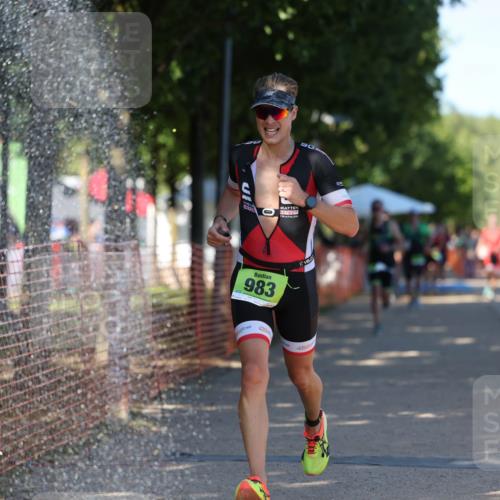 07.09.2025 - 19. Norderstedt Triathlon Michael Strokosch http://msf.ph/oto/8813556 07.09.2025 15:28:09 Laufen  meine-sportfotos.de