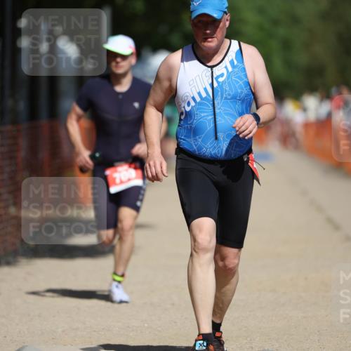 07.09.2025 - 19. Norderstedt Triathlon Michael Strokosch http://msf.ph/oto/8813601 07.09.2025 12:52:22 Laufen 282, 700, 1371 meine-sportfotos.de