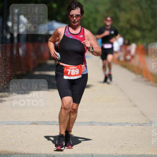 07.09.2025 - 19. Norderstedt Triathlon Michael Strokosch http://msf.ph/oto/8813636 07.09.2025 13:32:20 Laufen 318, 789, 1292 meine-sportfotos.de