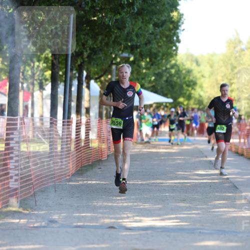 07.09.2025 - 19. Norderstedt Triathlon Michael Strokosch http://msf.ph/oto/8813654 07.09.2025 16:24:55 Laufen 482, 1556, 1559 meine-sportfotos.de