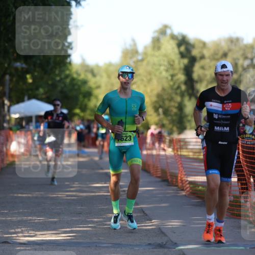 07.09.2025 - 19. Norderstedt Triathlon Michael Strokosch http://msf.ph/oto/8813676 07.09.2025 16:25:23 Laufen 402, 523, 1104, 1417, 1447, 1623 meine-sportfotos.de