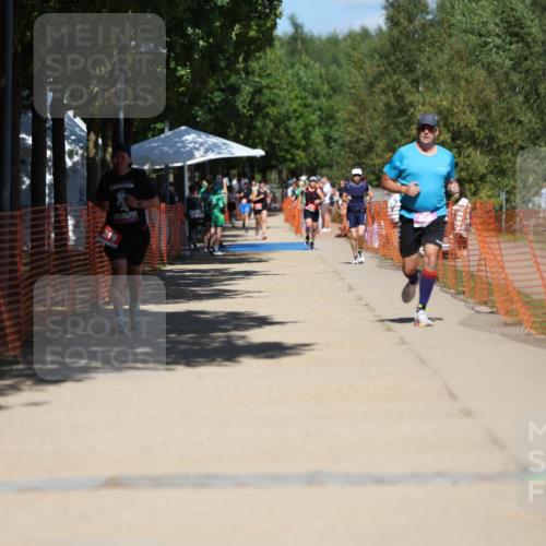 07.09.2025 - 19. Norderstedt Triathlon Michael Strokosch http://msf.ph/oto/8813684 07.09.2025 13:32:27 Laufen 219, 318, 328 meine-sportfotos.de