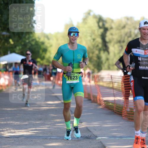 07.09.2025 - 19. Norderstedt Triathlon Michael Strokosch http://msf.ph/oto/8813685 07.09.2025 16:25:23 Laufen 402, 523, 1104, 1417, 1447, 1623 meine-sportfotos.de