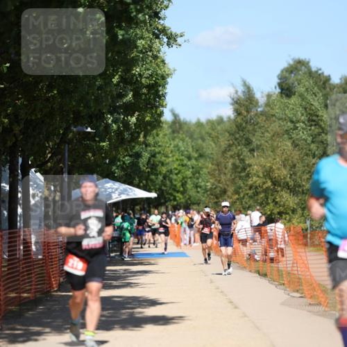 07.09.2025 - 19. Norderstedt Triathlon Michael Strokosch http://msf.ph/oto/8813694 07.09.2025 13:32:31 Laufen 219, 328 meine-sportfotos.de