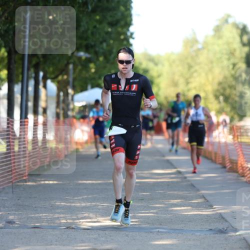 07.09.2025 - 19. Norderstedt Triathlon Michael Strokosch http://msf.ph/oto/8813716 07.09.2025 16:25:26 Laufen 402, 425, 523, 1104, 1417, 1579, 1623 meine-sportfotos.de