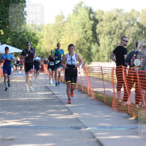07.09.2025 - 19. Norderstedt Triathlon Michael Strokosch http://msf.ph/oto/8813736 07.09.2025 16:25:28 Laufen 425, 523, 529, 938, 1104, 1417, 1579, 1623 meine-sportfotos.de