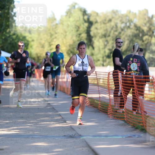 07.09.2025 - 19. Norderstedt Triathlon Michael Strokosch http://msf.ph/oto/8813755 07.09.2025 16:25:30 Laufen 425, 523, 529, 938, 1104, 1579 meine-sportfotos.de