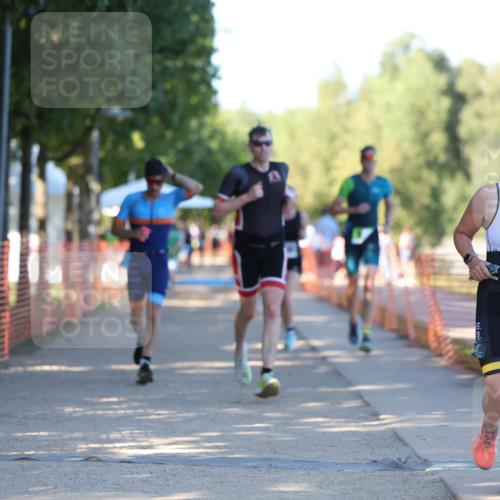 07.09.2025 - 19. Norderstedt Triathlon Michael Strokosch http://msf.ph/oto/8813765 07.09.2025 16:25:31 Laufen 425, 523, 529, 938, 1104, 1579, 1607 meine-sportfotos.de