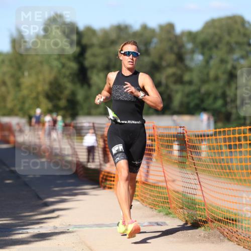 07.09.2025 - 19. Norderstedt Triathlon Michael Strokosch http://msf.ph/oto/8813799 07.09.2025 15:28:48 Laufen 469, 982 meine-sportfotos.de