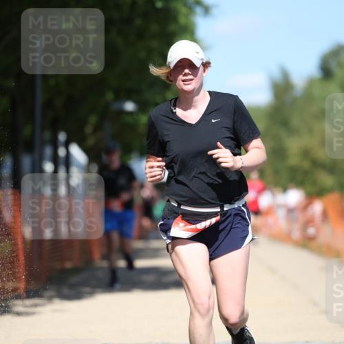 07.09.2025 - 19. Norderstedt Triathlon Michael Strokosch http://msf.ph/oto/8813800 07.09.2025 13:32:58 Laufen 157, 735, 752 meine-sportfotos.de