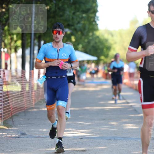 07.09.2025 - 19. Norderstedt Triathlon Michael Strokosch http://msf.ph/oto/8813804 07.09.2025 16:25:34 Laufen 425, 529, 938, 1083, 1104, 1579, 1607 meine-sportfotos.de
