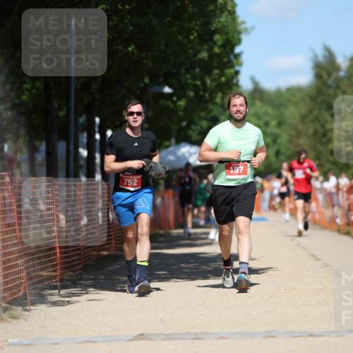 07.09.2025 - 19. Norderstedt Triathlon Michael Strokosch http://msf.ph/oto/8813812 07.09.2025 13:33:00 Laufen 157, 735, 752 meine-sportfotos.de