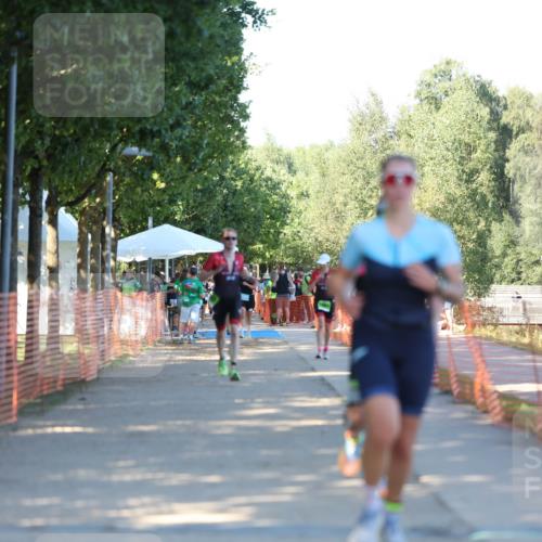 07.09.2025 - 19. Norderstedt Triathlon Michael Strokosch http://msf.ph/oto/8813820 07.09.2025 16:25:39 Laufen 499, 529, 938, 1083, 1570, 1607 meine-sportfotos.de