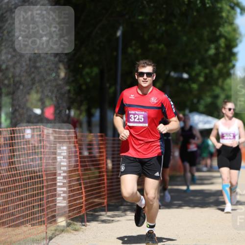 07.09.2025 - 19. Norderstedt Triathlon Michael Strokosch http://msf.ph/oto/8813858 07.09.2025 13:33:08 Laufen 307, 325, 353, 1221 meine-sportfotos.de