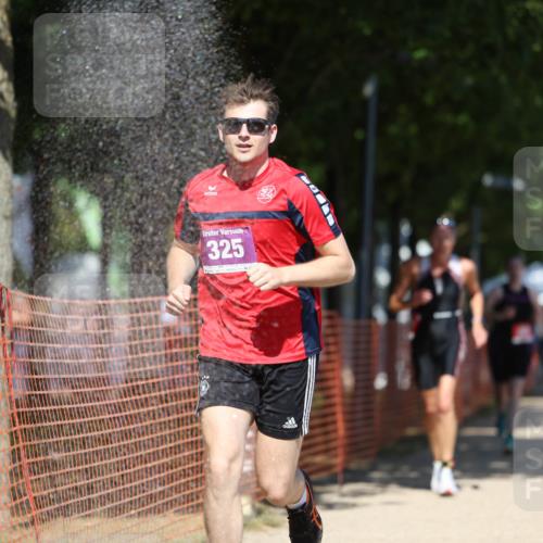 07.09.2025 - 19. Norderstedt Triathlon Michael Strokosch http://msf.ph/oto/8813866 07.09.2025 13:33:09 Laufen 307, 325, 353, 1221 meine-sportfotos.de