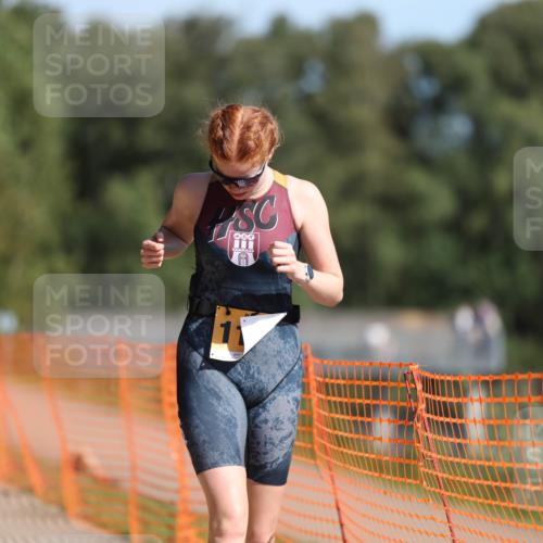 07.09.2025 - 19. Norderstedt Triathlon Michael Strokosch http://msf.ph/oto/8813911 07.09.2025 11:43:22 Laufen 238, 1182, 1227 meine-sportfotos.de