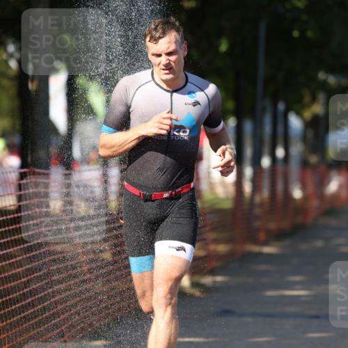 07.09.2025 - 19. Norderstedt Triathlon Michael Strokosch http://msf.ph/oto/8813921 07.09.2025 15:29:07 Laufen  meine-sportfotos.de