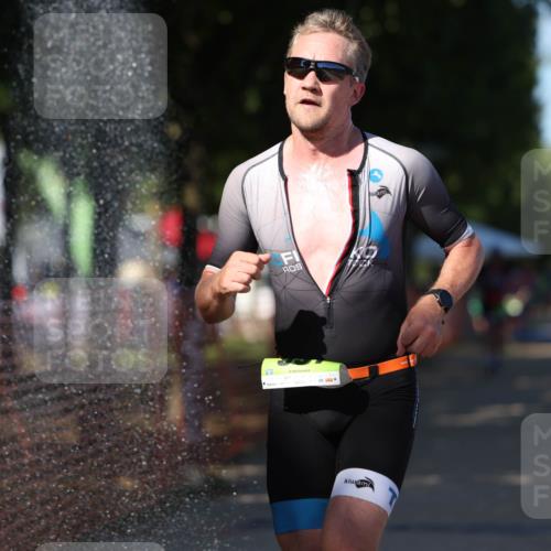 07.09.2025 - 19. Norderstedt Triathlon Michael Strokosch http://msf.ph/oto/8813943 07.09.2025 15:29:09 Laufen 478 meine-sportfotos.de