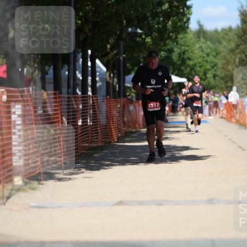 07.09.2025 - 19. Norderstedt Triathlon Michael Strokosch http://msf.ph/oto/8813952 07.09.2025 13:33:23 Laufen 1317, 1344 meine-sportfotos.de