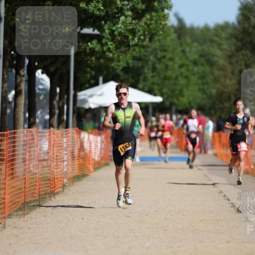 07.09.2025 - 19. Norderstedt Triathlon Michael Strokosch http://msf.ph/oto/8813980 07.09.2025 11:43:36 Laufen 1157 meine-sportfotos.de