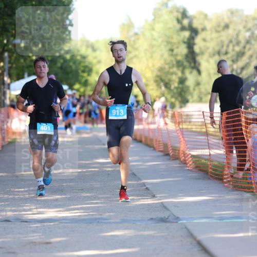 07.09.2025 - 19. Norderstedt Triathlon Michael Strokosch http://msf.ph/oto/8813990 07.09.2025 16:26:18 Laufen 401, 913, 1474, 1485 meine-sportfotos.de