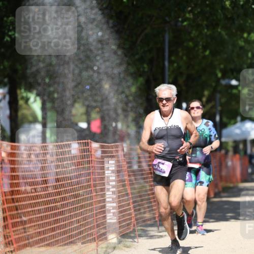 07.09.2025 - 19. Norderstedt Triathlon Michael Strokosch http://msf.ph/oto/8813996 07.09.2025 13:33:34 Laufen 338, 350, 723, 1214 meine-sportfotos.de