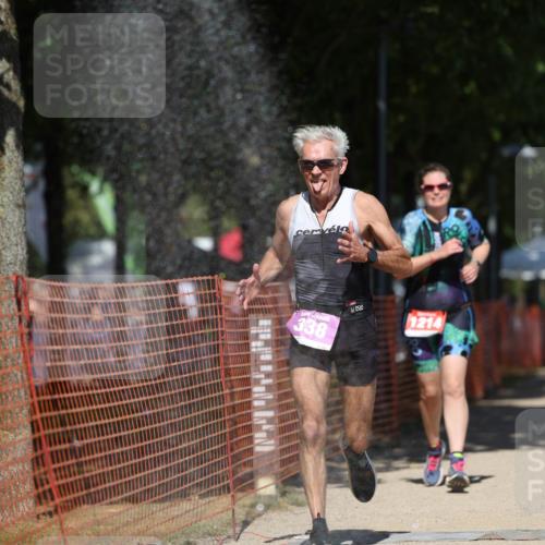 07.09.2025 - 19. Norderstedt Triathlon Michael Strokosch http://msf.ph/oto/8814004 07.09.2025 13:33:35 Laufen 338, 350, 723, 1214 meine-sportfotos.de