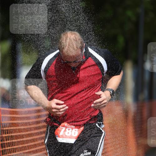 07.09.2025 - 19. Norderstedt Triathlon Michael Strokosch http://msf.ph/oto/8814083 07.09.2025 12:53:04 Laufen 217, 786 meine-sportfotos.de