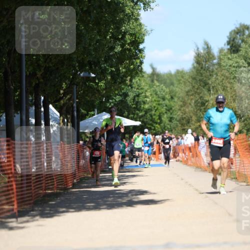 07.09.2025 - 19. Norderstedt Triathlon Michael Strokosch http://msf.ph/oto/8814084 07.09.2025 13:33:41 Laufen 275, 707, 1214, 1352 meine-sportfotos.de