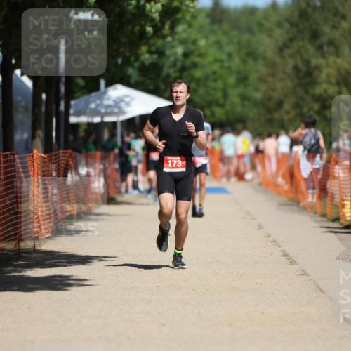 07.09.2025 - 19. Norderstedt Triathlon Michael Strokosch http://msf.ph/oto/8814105 07.09.2025 12:53:12 Laufen 173 meine-sportfotos.de