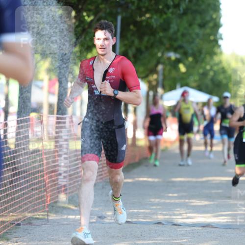 07.09.2025 - 19. Norderstedt Triathlon Michael Strokosch http://msf.ph/oto/8814152 07.09.2025 16:26:40 Laufen 536, 1086, 1102, 1571, 1591, 1624 meine-sportfotos.de