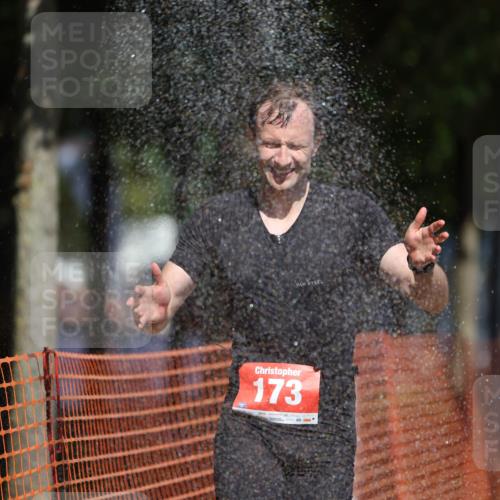 07.09.2025 - 19. Norderstedt Triathlon Michael Strokosch http://msf.ph/oto/8814236 07.09.2025 12:53:16 Laufen 173 meine-sportfotos.de